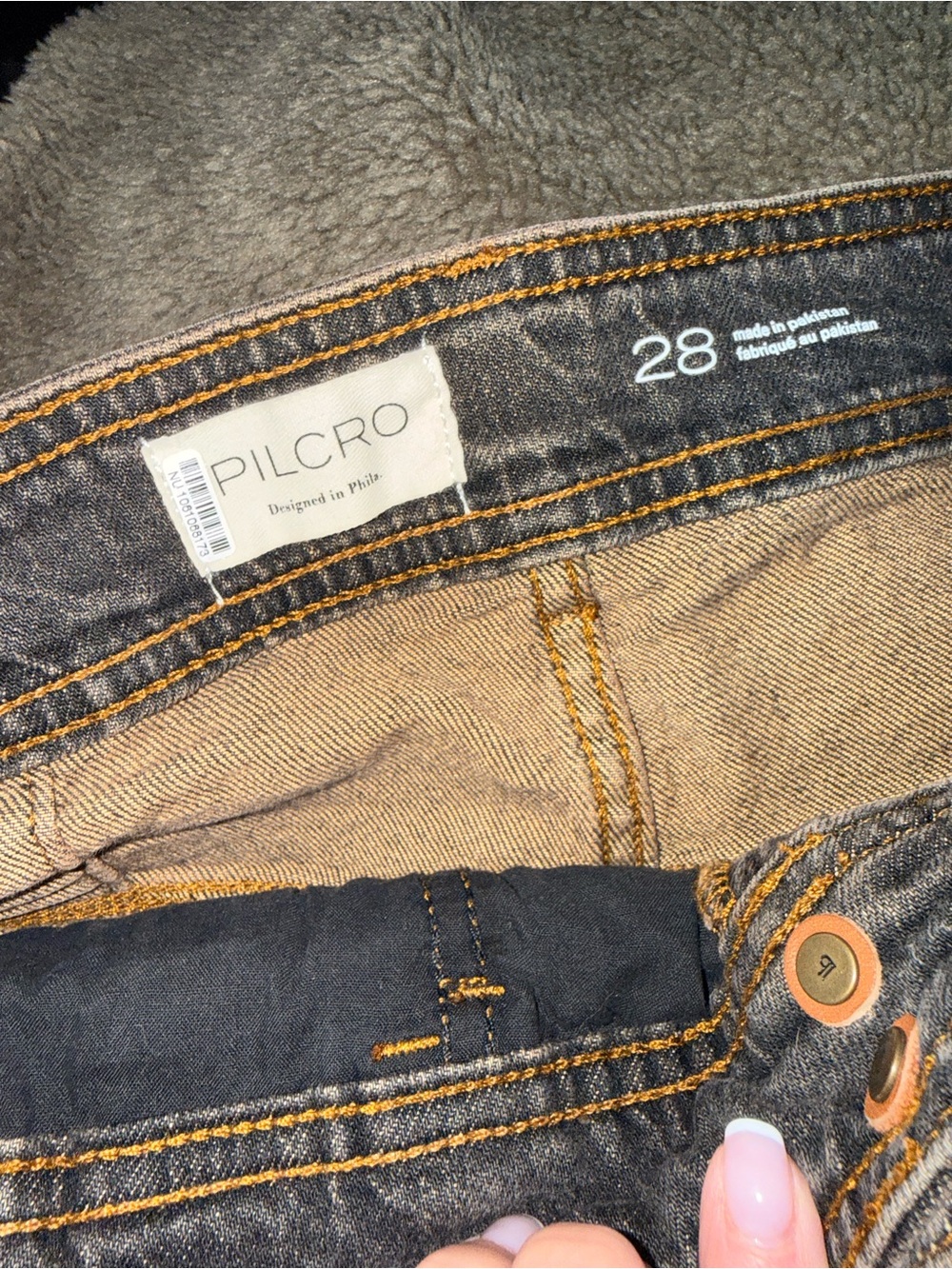 Pilcro Women’s Shorts - Charcoal denim - Picture 3 of 3